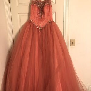Beautiful ball gown never wore